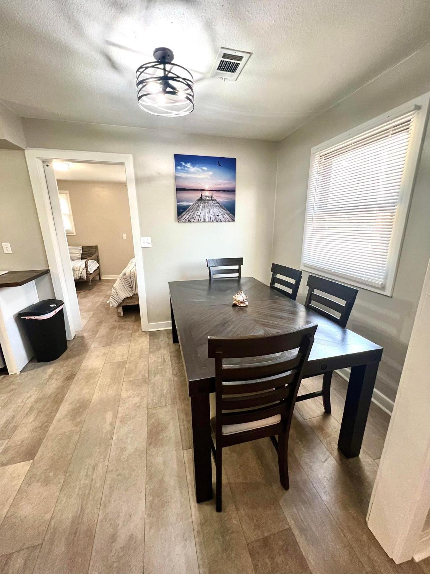 4/2 Home Close To Beach, Centrally Located! ガルフポート エクステリア 写真